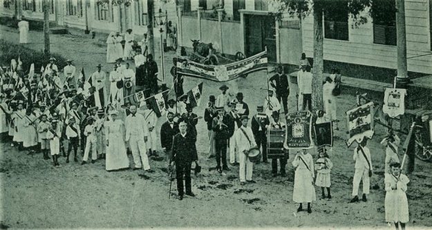 Kinderen van de Christelijke School in Paramaribo, ca. 1895